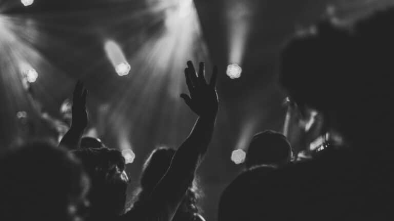5 Reasons to Begin a Disciple Making Movement in the Attractional Church